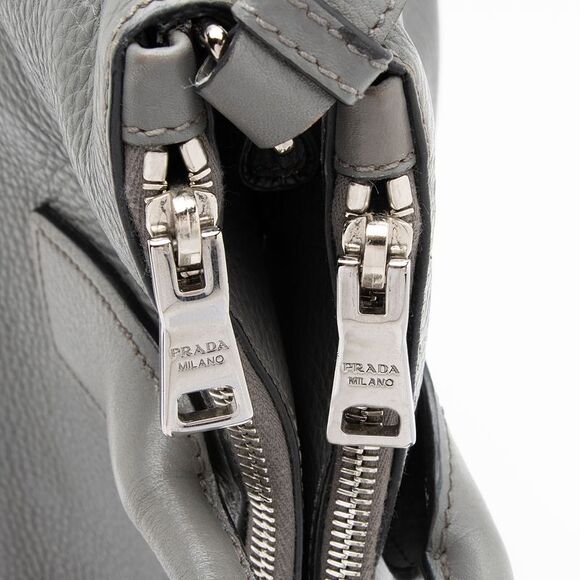 Prada Vitello Daino Shopping Tote - Picture 8 of 15